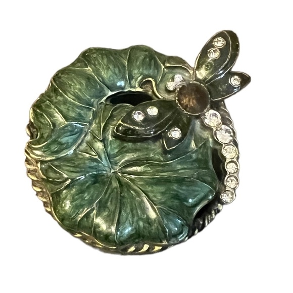 Dragonfly Lily Pad Green Enameled Metal Rhinestone Heavy Trinket Box, - Picture 3 of 7